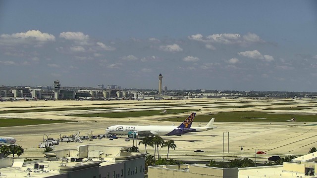 Miami International Airport Embassy Suites